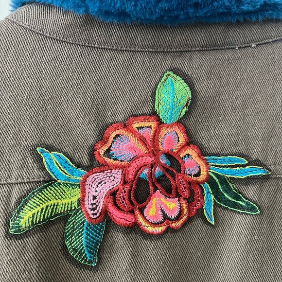 Natural Life Tara Embellished Jacket - Picture 4 of 8